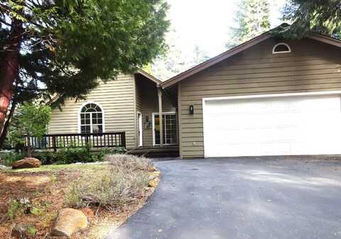 914 Clifford Drive, Lake Almanor, CA 96137