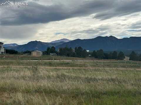 515 Struthers Loop, Colorado Springs, CO 80921