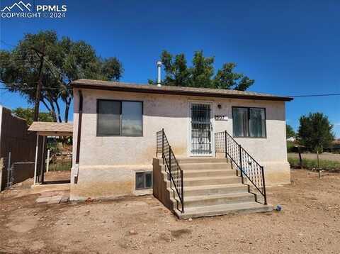 1507 Roselawn Road, Pueblo, CO 81006