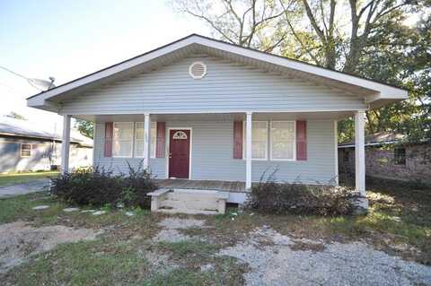 300 Clark St., Picayune, MS 39466