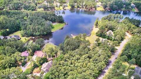 16 Lakeshore Drive, Wagram, NC 28396