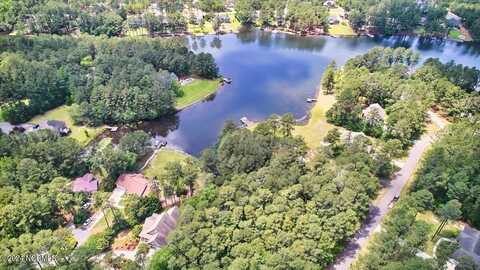 16 Lakeshore Drive, Wagram, NC 28396