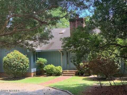 357 Old Dewberry Lane, Southern Pines, NC 28387