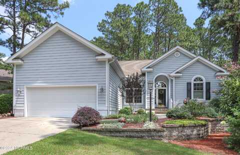 121 Triple Crown Circle, Southern Pines, NC 28387