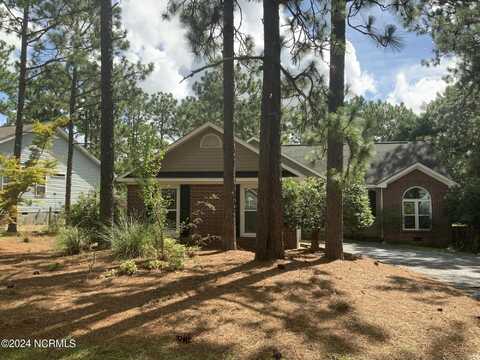 30 Winchester Road, Pinehurst, NC 28374