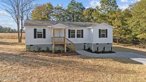 185 Water Hills Lane, Vass, NC 28394