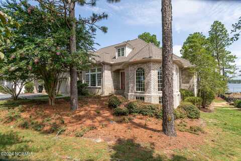 127 Andrews Drive, West End, NC 27376