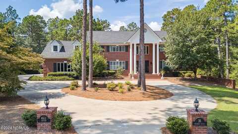 16 Mulbren Court, Pinehurst, NC 28374