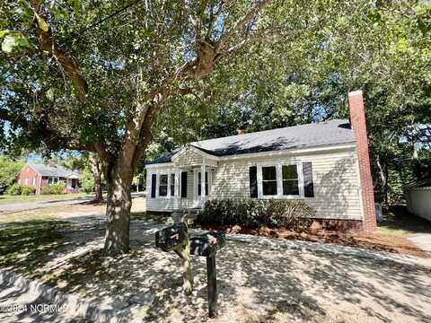 512 Henderson Street, Hamlet, NC 28345