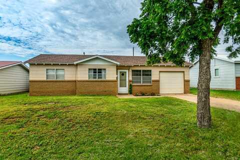 30 Houston Rd, Tulia, TX 79088