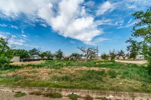 329 N El Paso Ave, Tulia, TX 79088