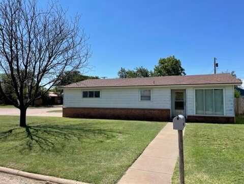 624 NE 1st Place, Tulia, TX 79088