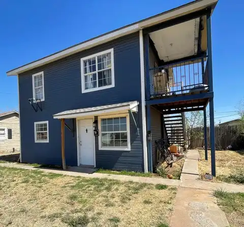 322 SE Alpine, Plainview, TX 79072