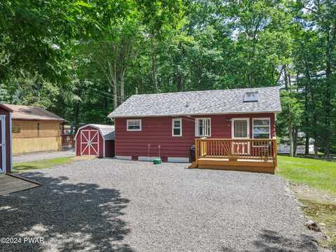 11 Oak Drive, Lakeville, PA 18438