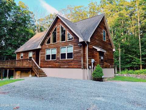 101 Aberle Court, Hawley, PA 18428