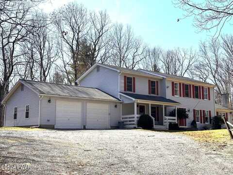 101 Daniels Road, Hawley, PA 18428