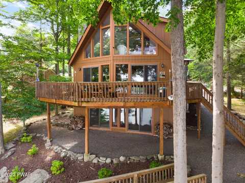 12 Glen Road, Lake Ariel, PA 18436