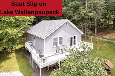 133 Lightning Way, Paupack, PA 18451