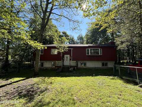 130 Roundhill Road, Dingmans Ferry, PA 18328