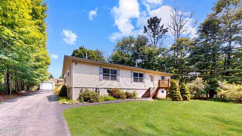 110 Tranquility Lane, Greentown, PA 18426