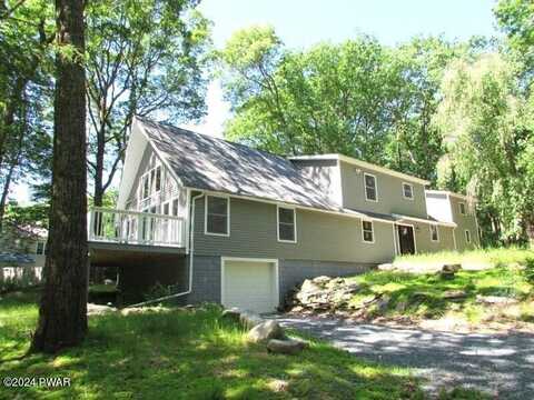 211 Country Club Drive, Lords Valley, PA 18428