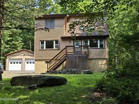 26 Deer Run, Hawley, PA 18428