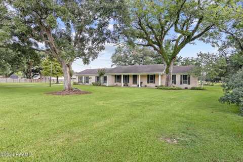 4710 Loreauville Road, New Iberia, LA 70563