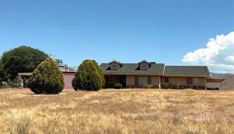 2556 Pearle Harbor Dr, Lake Isabella, CA 93240