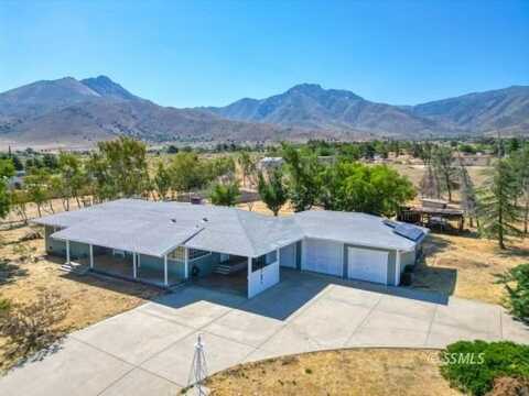 10100 Windmill LN, Weldon, CA 93283