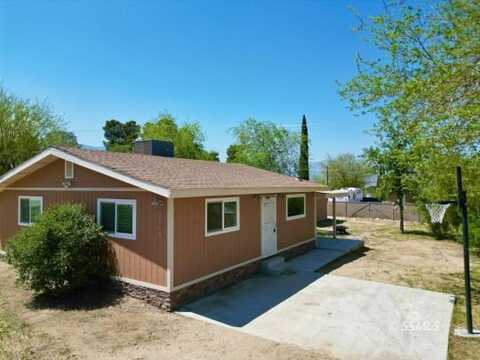 5509 Isabel DR, Weldon, CA 93283