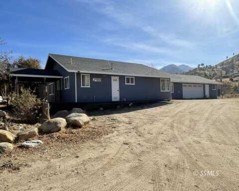 2988 Commercial AVE, Lake Isabella, CA 93240