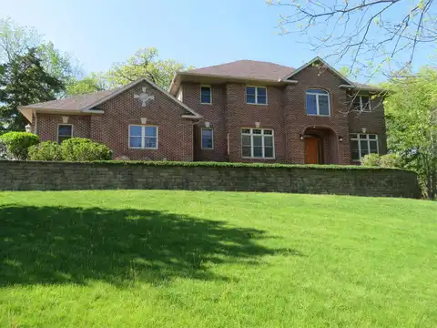 3285 W Forest, FREEPORT, IL 61032