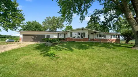 9807 N Leaf River, LEAF RIVER, IL 61047