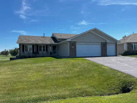 13112 Foxglove, WINNEBAGO, IL 61088