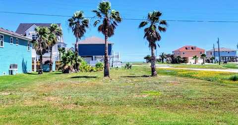 1232 S Live Oak, ROCKPORT, TX 78382