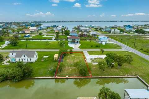 313 E SPECKLED TROUT, ROCKPORT, TX 78382