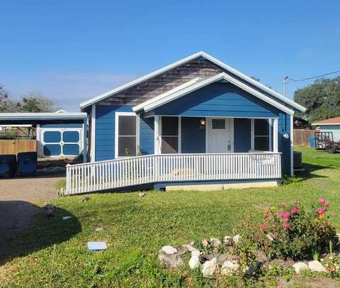 206 Davis St, Woodsboro, TX 78393