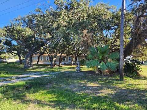 601 E Alamito, ROCKPORT, TX 78382