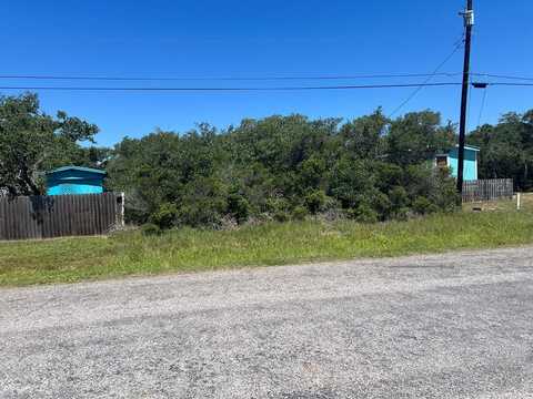 927 S KOSSUTH, ROCKPORT, TX 78382