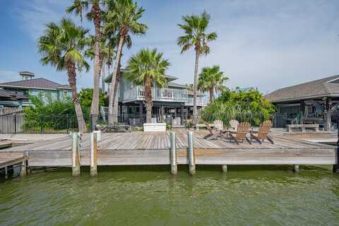 3 Riviera Dr., ROCKPORT, TX 78382