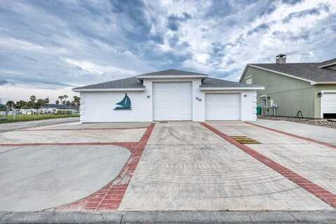 110 Mackerel Ct, Aransas Pass, TX 78336