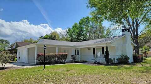 29 Jamaica Street, Homosassa, FL 34446