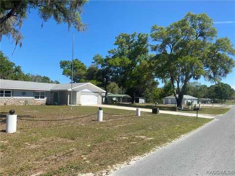 6873 W Rich Street, Crystal River, FL 34428