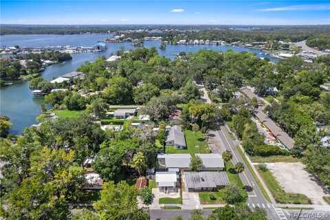 222 NE 1st Avenue, Crystal River, FL 34429