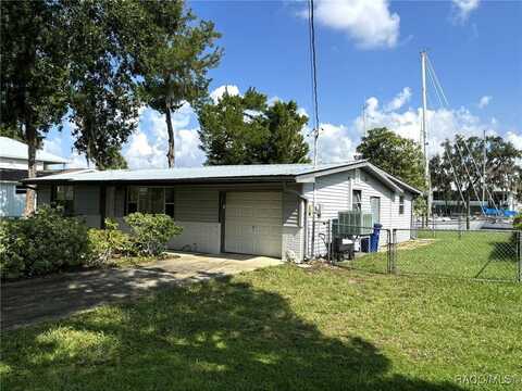 1911 NW 15th Street, Crystal River, FL 34428