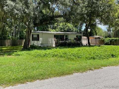 8009 E Peacock Lane, Floral City, FL 34436