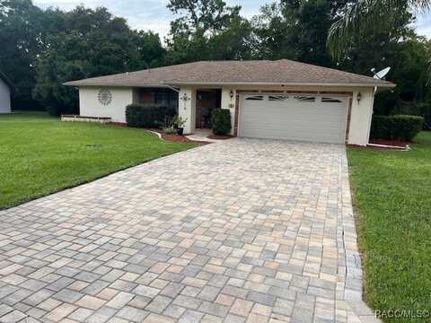 15 Begonias Court, Homosassa, FL 34446