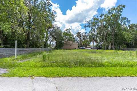 464 NE 2nd Street, Crystal River, FL 34429