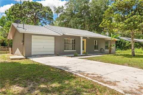 9690 W Green Lane, Crystal River, FL 34429