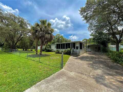 45 N West Avenue, Inverness, FL 34453